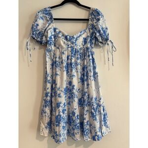 Nati Baby Doll Dress Womens Size M White Blue Floral Puff Sleeve Tiered Smocked